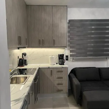 Irene Lux Apartment Loutraki  Exterior photo